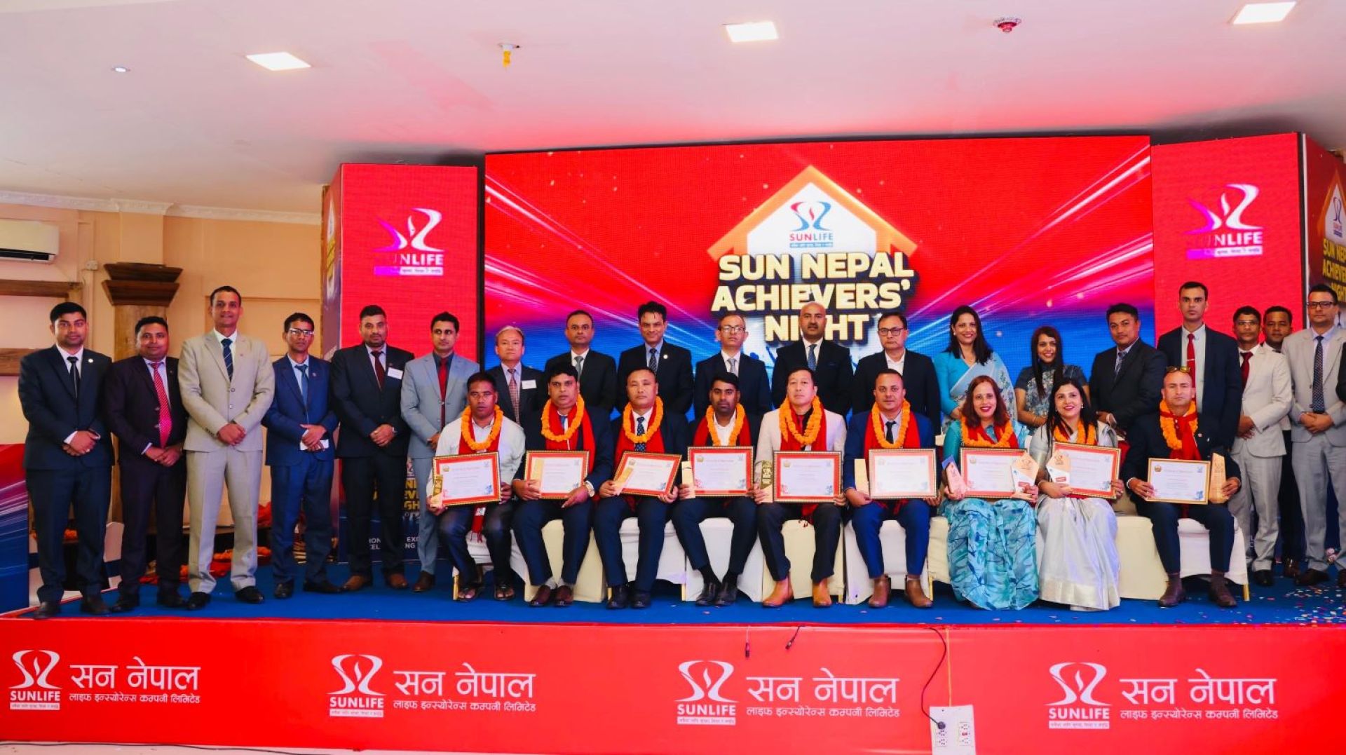 ३५० भन्दा बढि अभिकर्ताको सहभागितामा ‘सन नेपाल एचिभर नाइट’ सम्पन्न